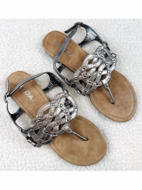 Soda Shoes - SODA • Silver/Tan Studded Thong Sandals, 7